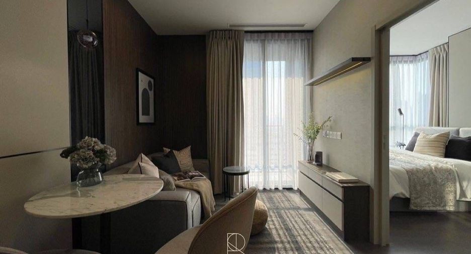 For rent 2 bedrooms condo in Khlong Toei, Bangkok