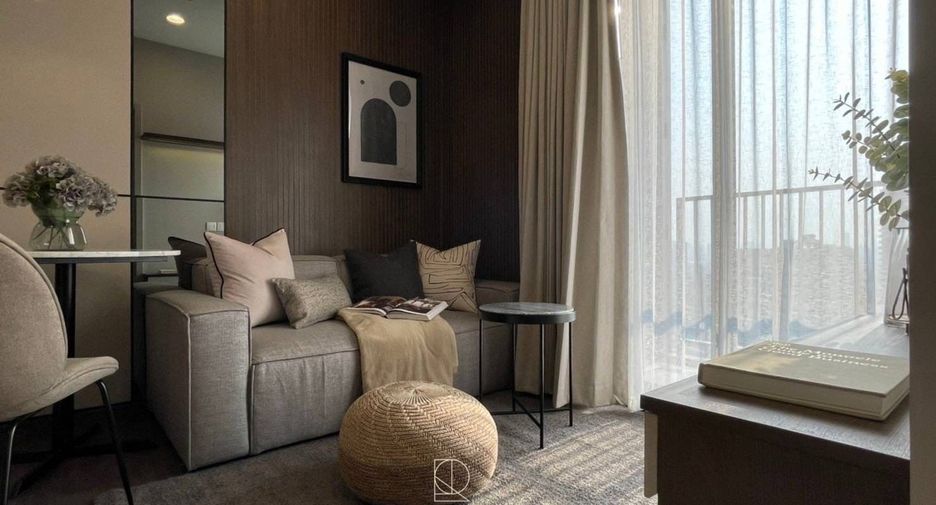For rent 2 bedrooms condo in Khlong Toei, Bangkok