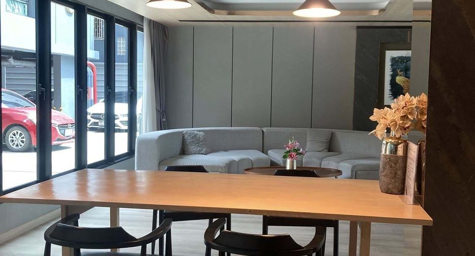 For rent 1 bed condo in Bang Kapi, Bangkok