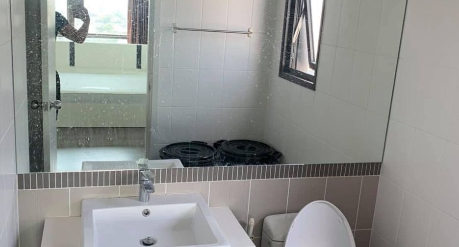 For rent 2 bedrooms condo in Bang Sue, Bangkok