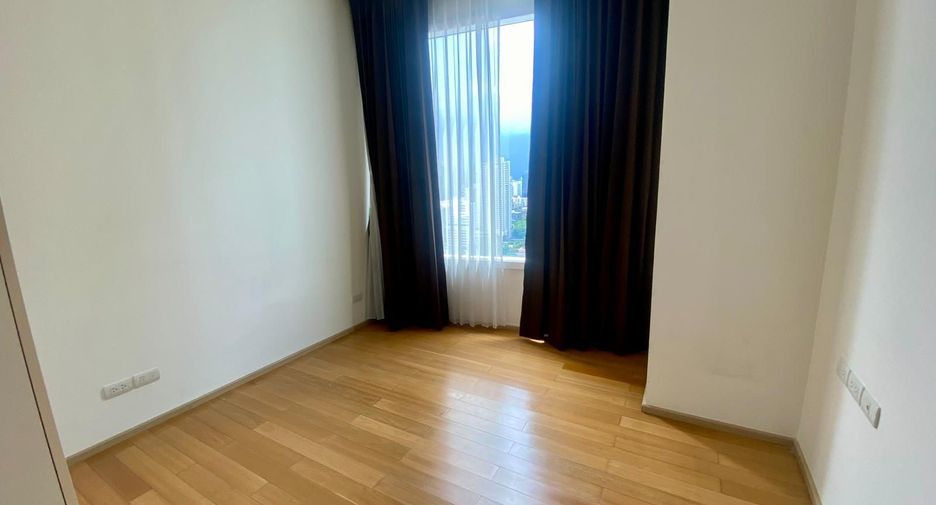 Wohnung zur Miete mit 2 Zimmer in Khlong Toei, Bangkok