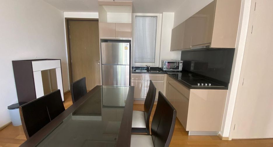 Wohnung zur Miete mit 2 Zimmer in Khlong Toei, Bangkok