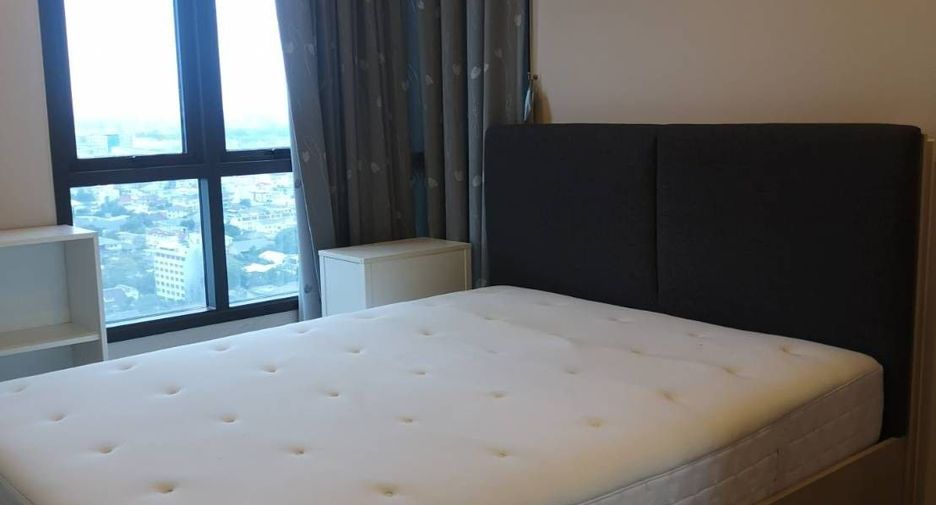 For sale 2 bedrooms condo in Phaya Thai, Bangkok