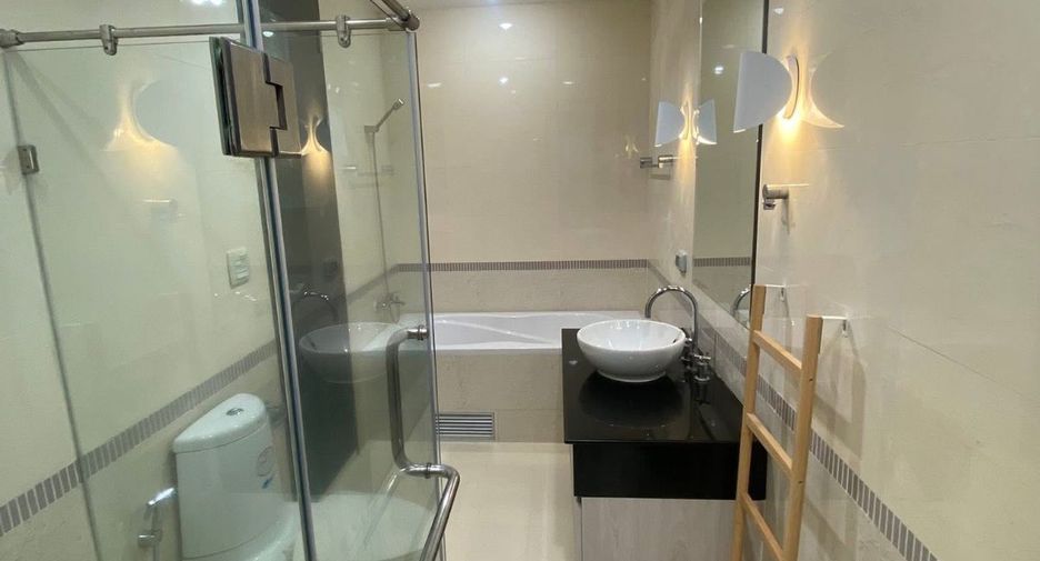 For rent 1 bed condo in Phaya Thai, Bangkok