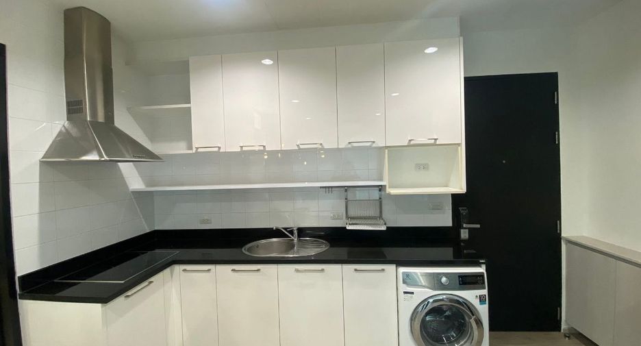 For rent 1 bed condo in Phaya Thai, Bangkok