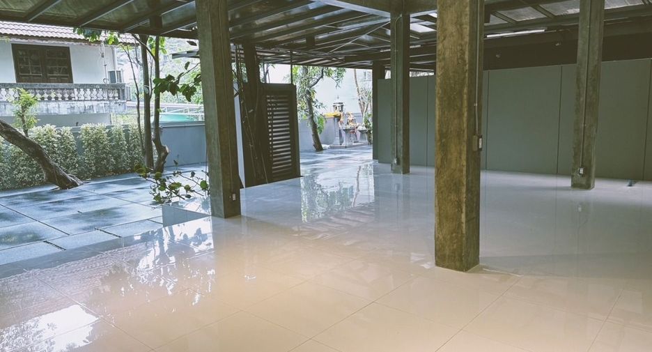 For rent retail Space in Chatuchak, Bangkok