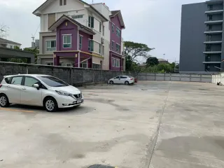 For sale land in Phra Khanong, Bangkok