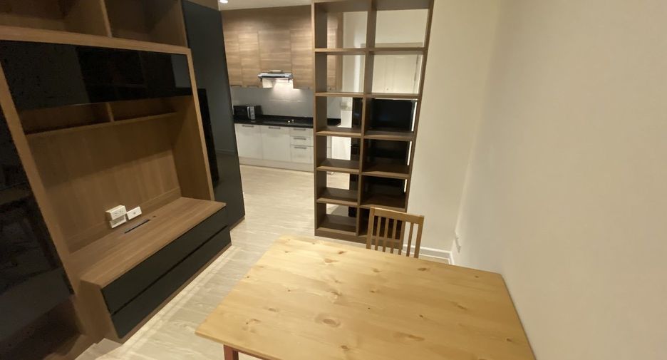 For rent 1 bed condo in Sathon, Bangkok