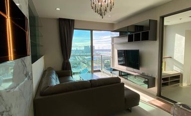 À louer 2 chambres condo à Yan Nawa, Bangkok