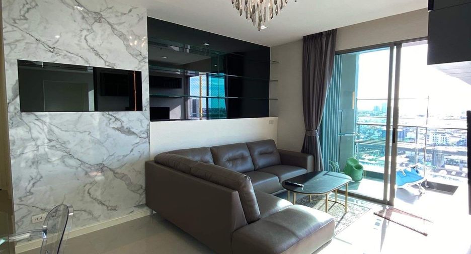 For rent 2 bedrooms condo in Yan Nawa, Bangkok