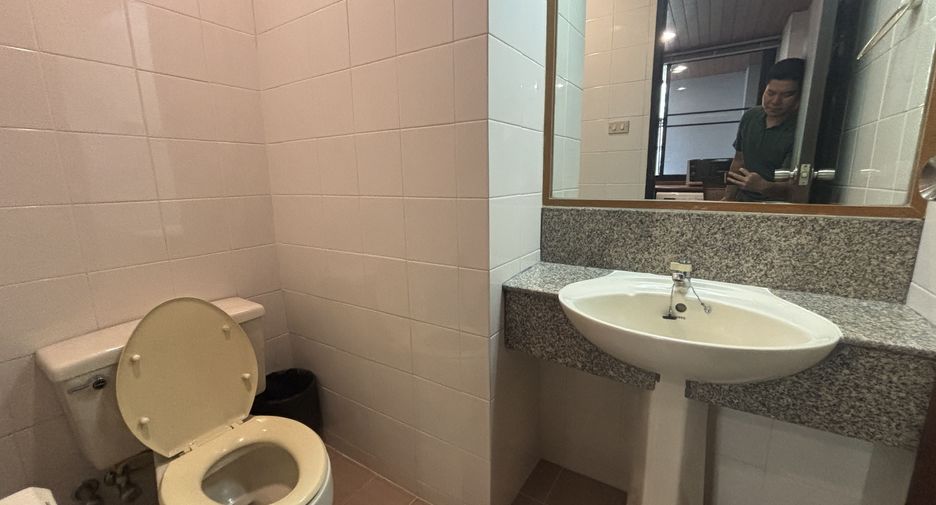 For rent 1 bed apartment in Phaya Thai, Bangkok