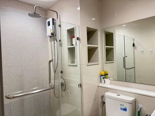 Аренда 1 кровать кондо в Пхра Кханонг, Бангкок