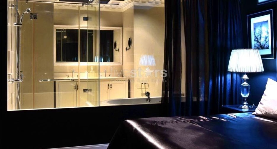 Condo en alquiler de 2 habitaciones en Khlong Toei, Bangkok