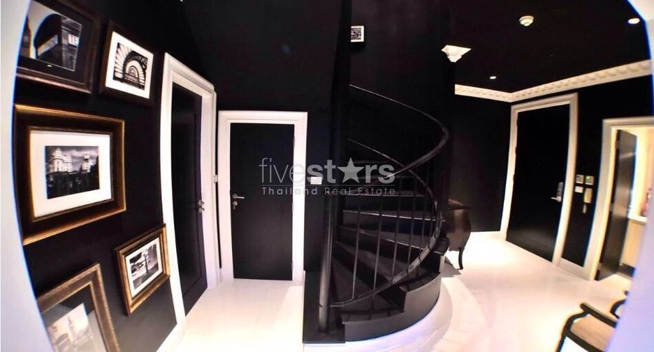 Condo en alquiler de 2 habitaciones en Khlong Toei, Bangkok