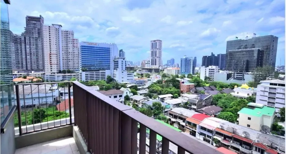 Condo en alquiler de 2 habitaciones en Khlong Toei, Bangkok