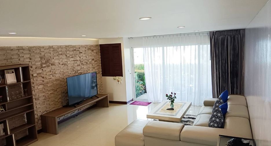 For rent 3 ベッドルーム townhouse in Kathu, Phuket