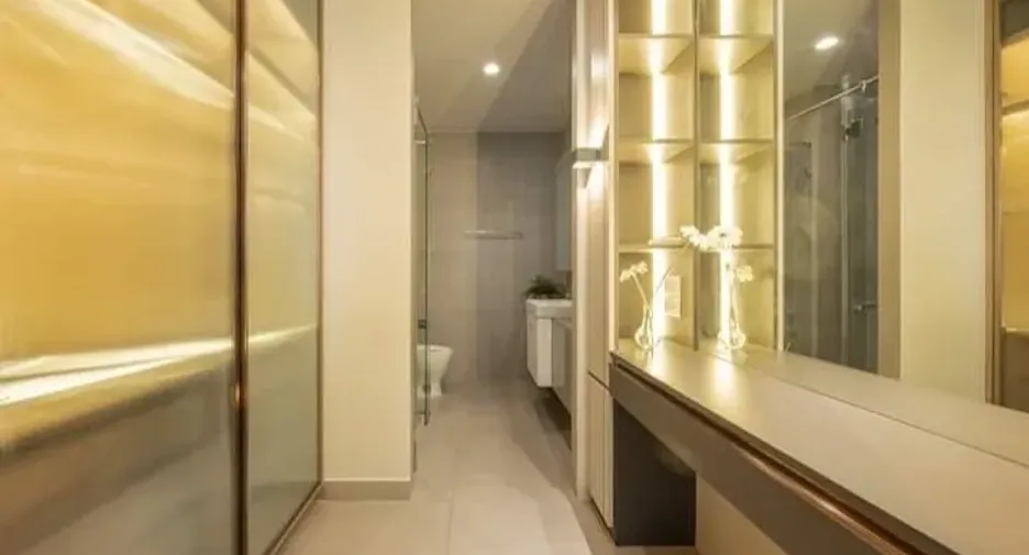 For sale 1 bed condo in Pathum Wan, Bangkok
