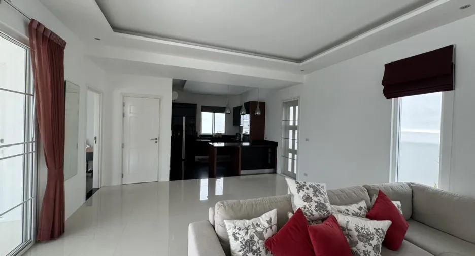 À louer 4 chambres villa à Hua Hin, Prachuap Khiri Khan