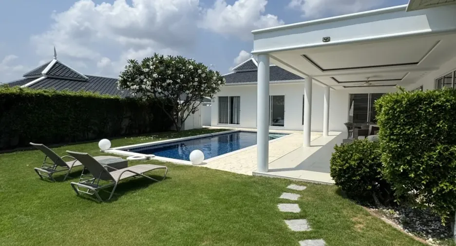À louer 4 chambres villa à Hua Hin, Prachuap Khiri Khan