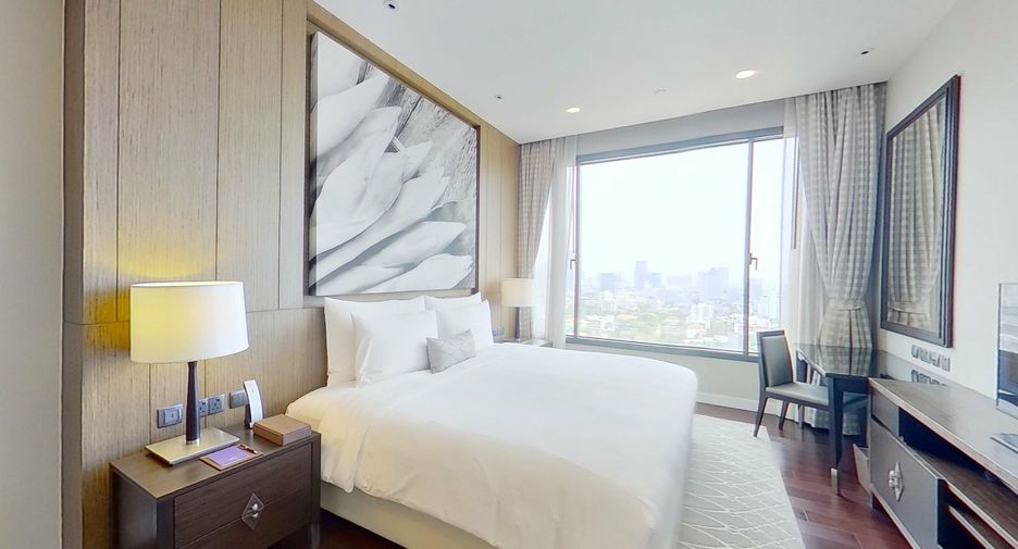 For rent 1 bed condo in Watthana, Bangkok