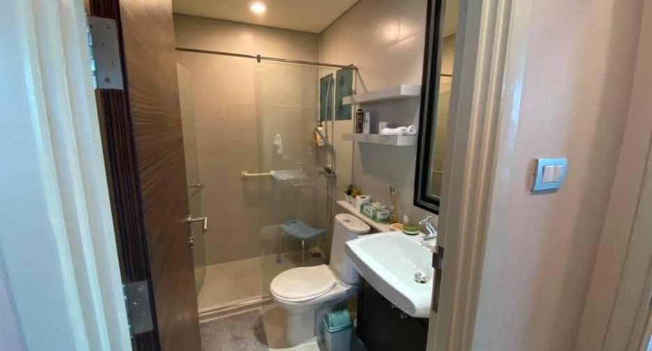 For rent 3 bedrooms condo in Bang Kho Laem, Bangkok