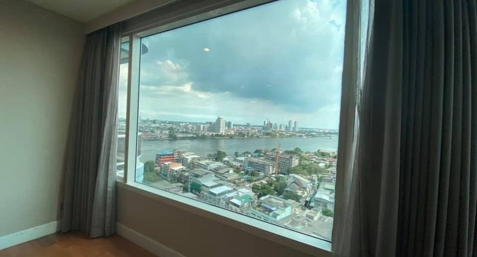 For rent 3 bedrooms condo in Bang Kho Laem, Bangkok