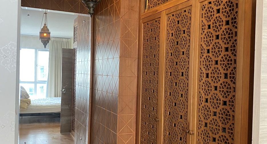 For sale 1 bed condo in Khlong San, Bangkok