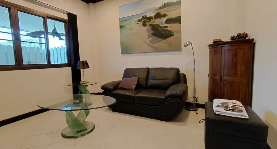 For sale 3 bedrooms townhouse in Hua Hin, Prachuap Khiri Khan