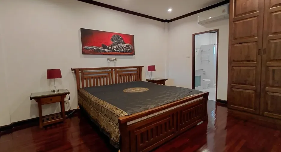 For sale 3 bedrooms townhouse in Hua Hin, Prachuap Khiri Khan