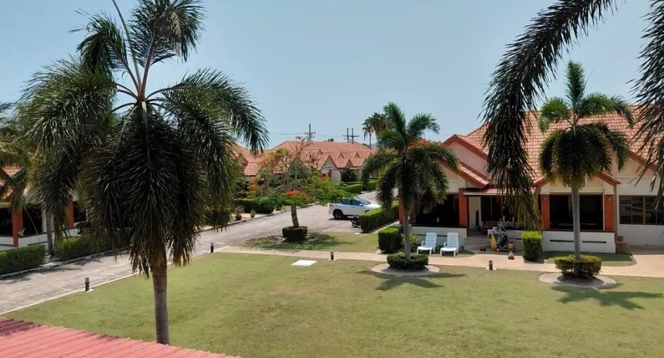 For sale 3 bedrooms townhouse in Hua Hin, Prachuap Khiri Khan