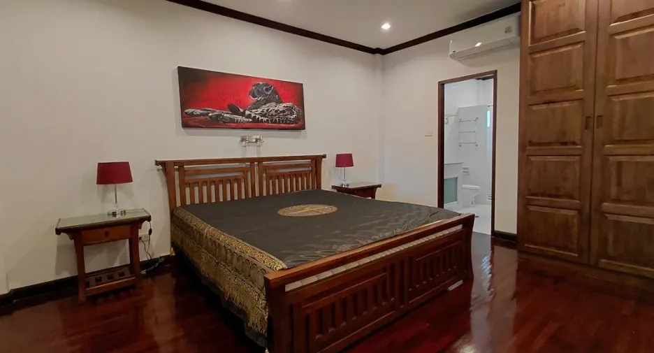 For sale 3 bedrooms townhouse in Hua Hin, Prachuap Khiri Khan