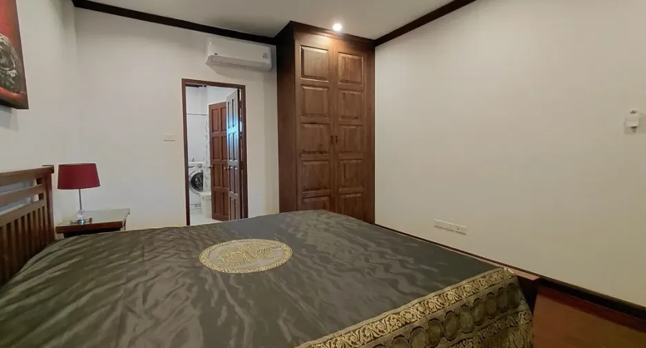 For sale 3 bedrooms townhouse in Hua Hin, Prachuap Khiri Khan