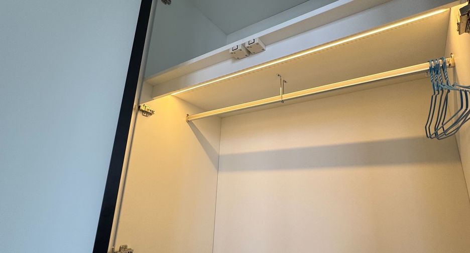 For rent studio condo in Khlong San, Bangkok