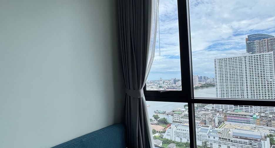 For rent studio condo in Khlong San, Bangkok