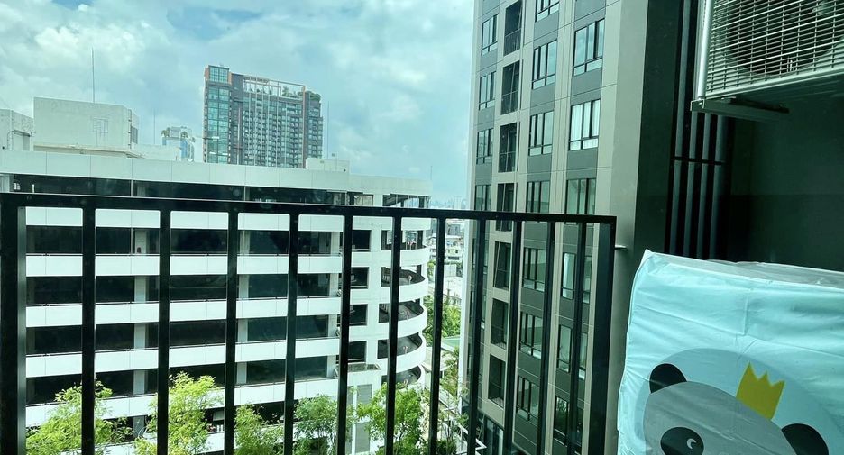 For rent 1 bed condo in Huai Khwang, Bangkok