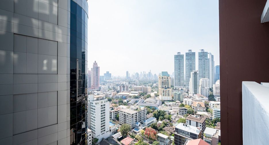 For rent 2 ベッドルーム condo in Khlong Toei, Bangkok