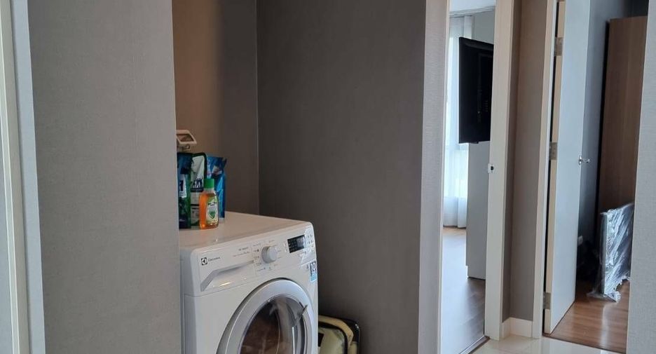 For rent 2 bedrooms condo in Phaya Thai, Bangkok