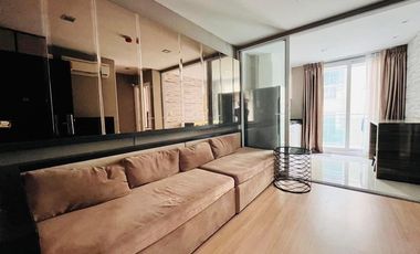Condo en alquiler de 1 habitaciones en Phra Khanong, Bangkok