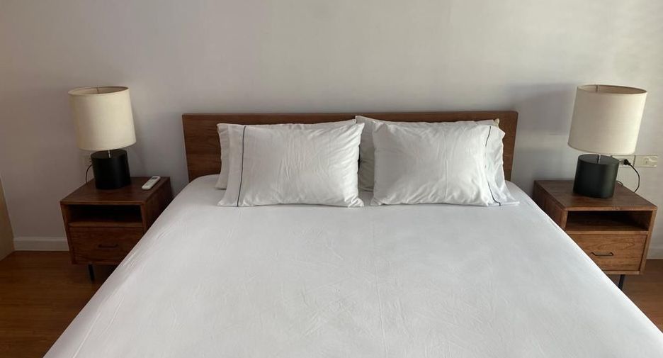 For rent 1 bed condo in Watthana, Bangkok