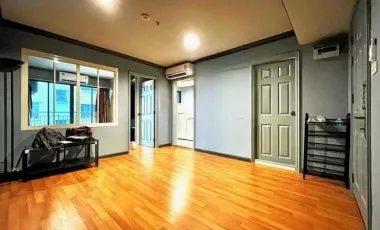 Condo en alquiler de 1 habitaciones en Yan Nawa, Bangkok