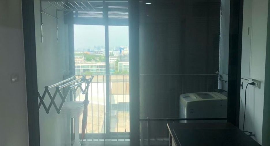 À vendre studio condo à Bang Na, Bangkok