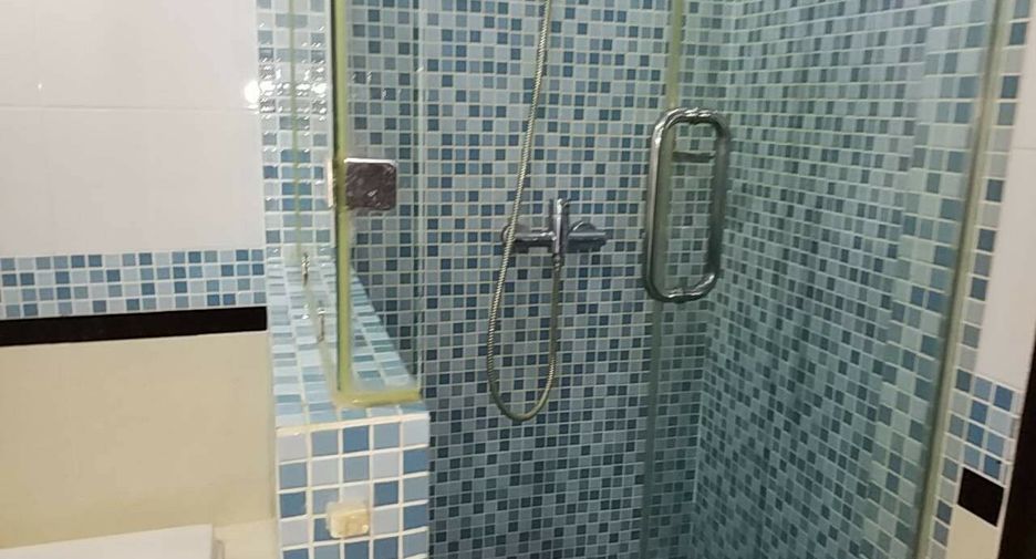 Wohnung zur Miete mit 2 Zimmer in Khlong Toei, Bangkok