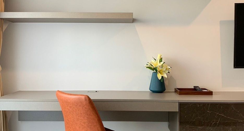 For rent 1 bed condo in Bang Rak, Bangkok