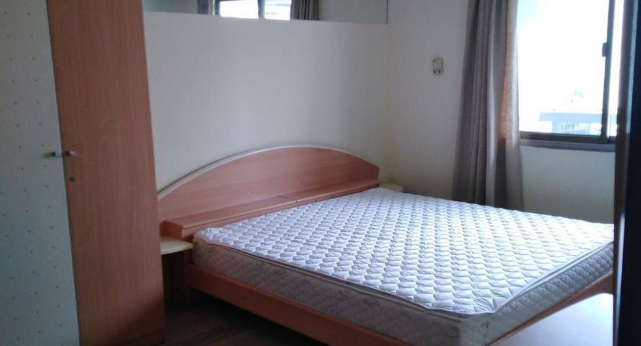 For rent 3 ベッドルーム condo in Watthana, Bangkok