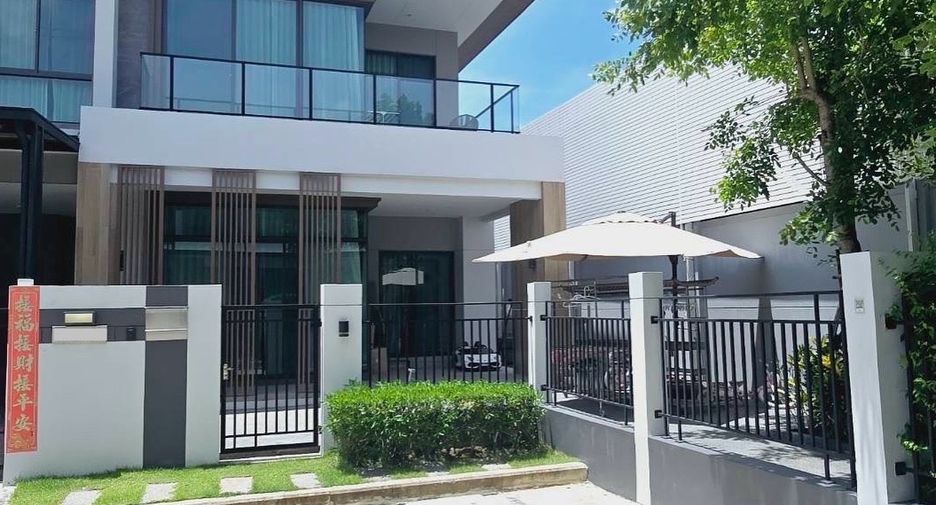 For sale 4 ベッドルーム house in Saphan Sung, Bangkok