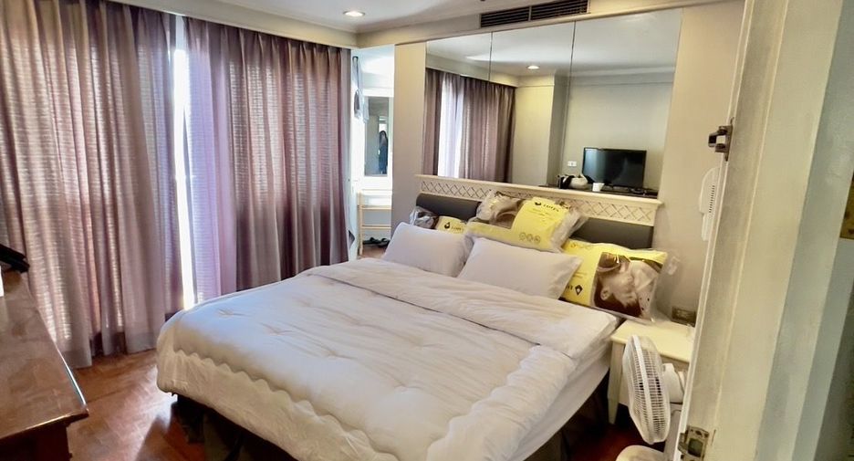 À louer 2 chambres condo à Watthana, Bangkok