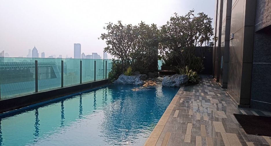 For sale and for rent 1 bed condo in Watthana, Bangkok