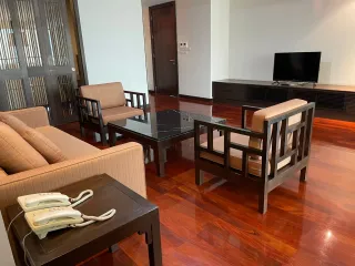 For rent 2 bedrooms apartment in Watthana, Bangkok
