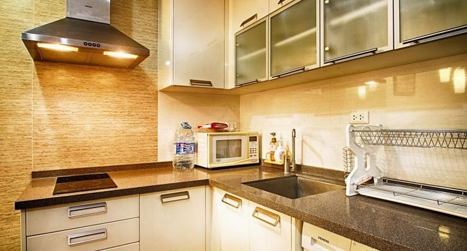Wohnung zur Miete mit 2 Zimmer in Khlong Toei, Bangkok