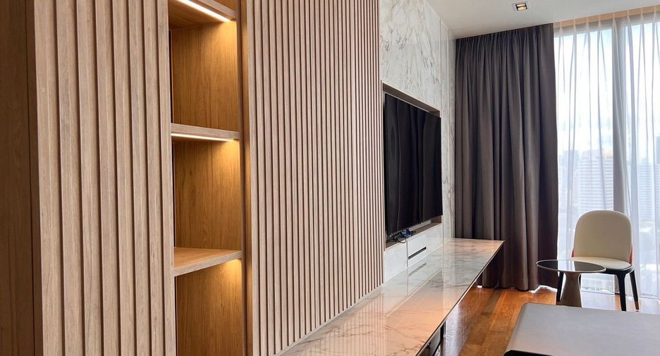 For rent 2 bedrooms condo in Khlong Toei, Bangkok